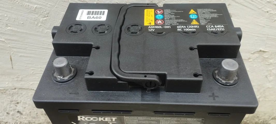 Bateria Para Carro de 45 a 180 Amperes Nova e Semi Novas Tenho Agm e Efb Aceito Cartão. - Foto 17