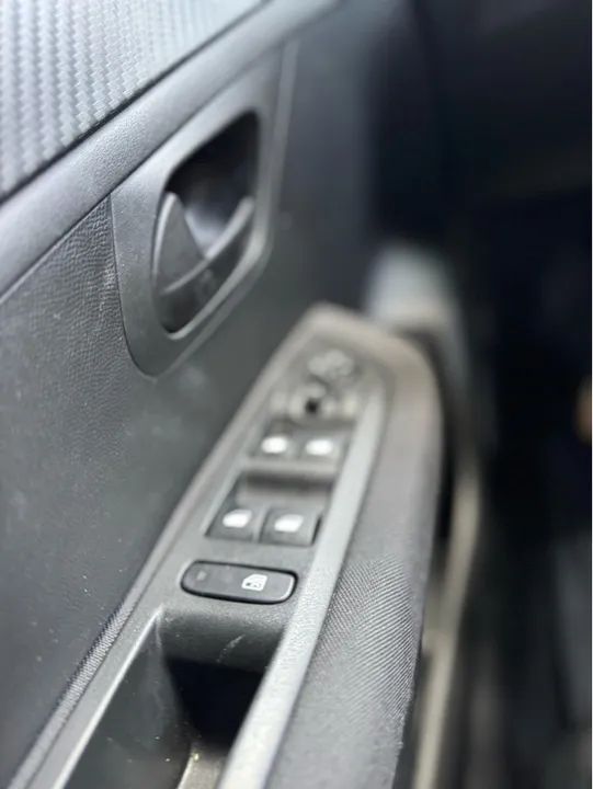 Peugeot 208 Like 1.6 Flex 2022  Mecânico   - Foto 7