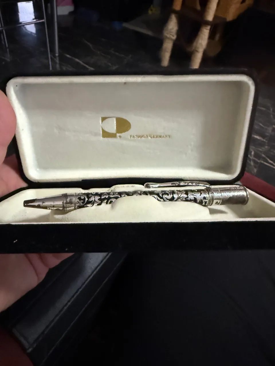 Caneta esferográfica em prata - Foto 2