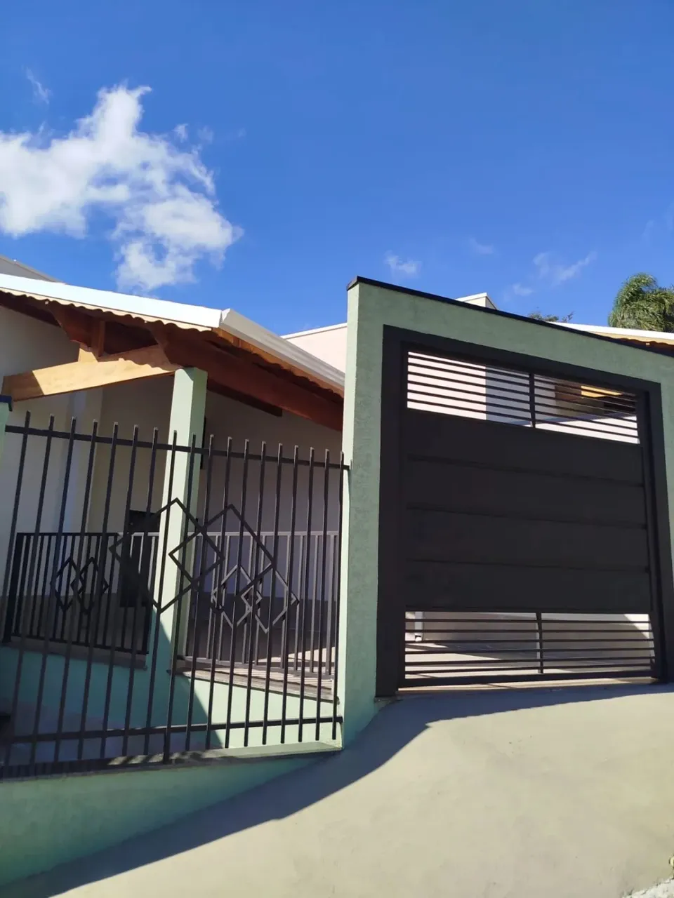 Casa para venda com 76m² e 1 vaga em Itapeva/MG