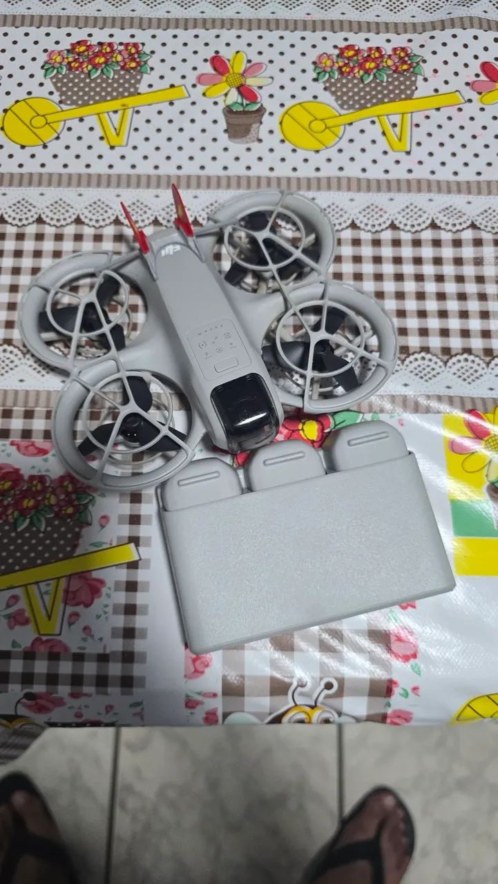 DJI Neo com três baterias - Foto 3