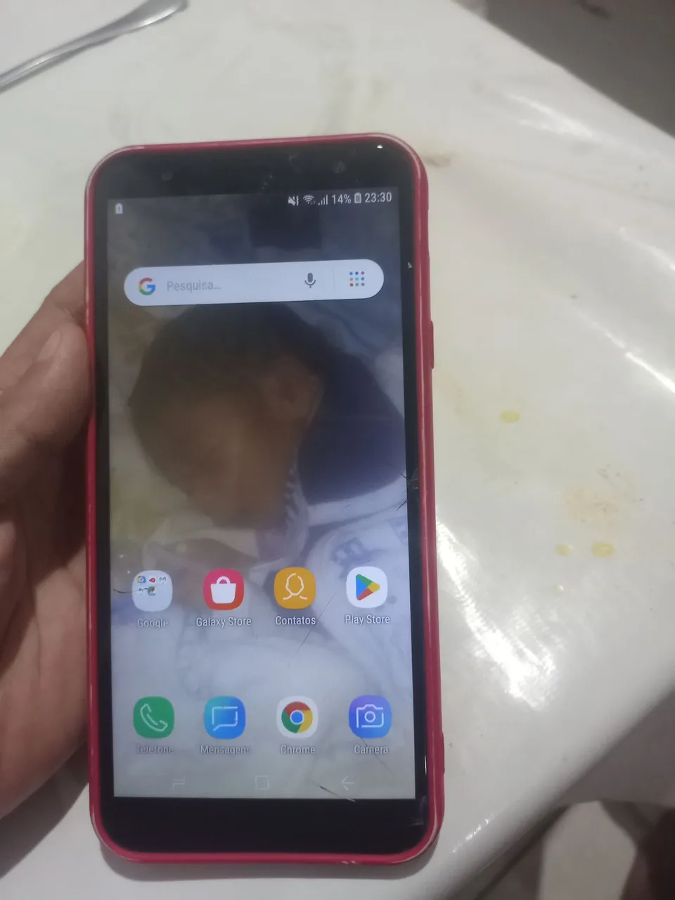 Está funcionando perfeitamente mas está com a tela um pouco trincada