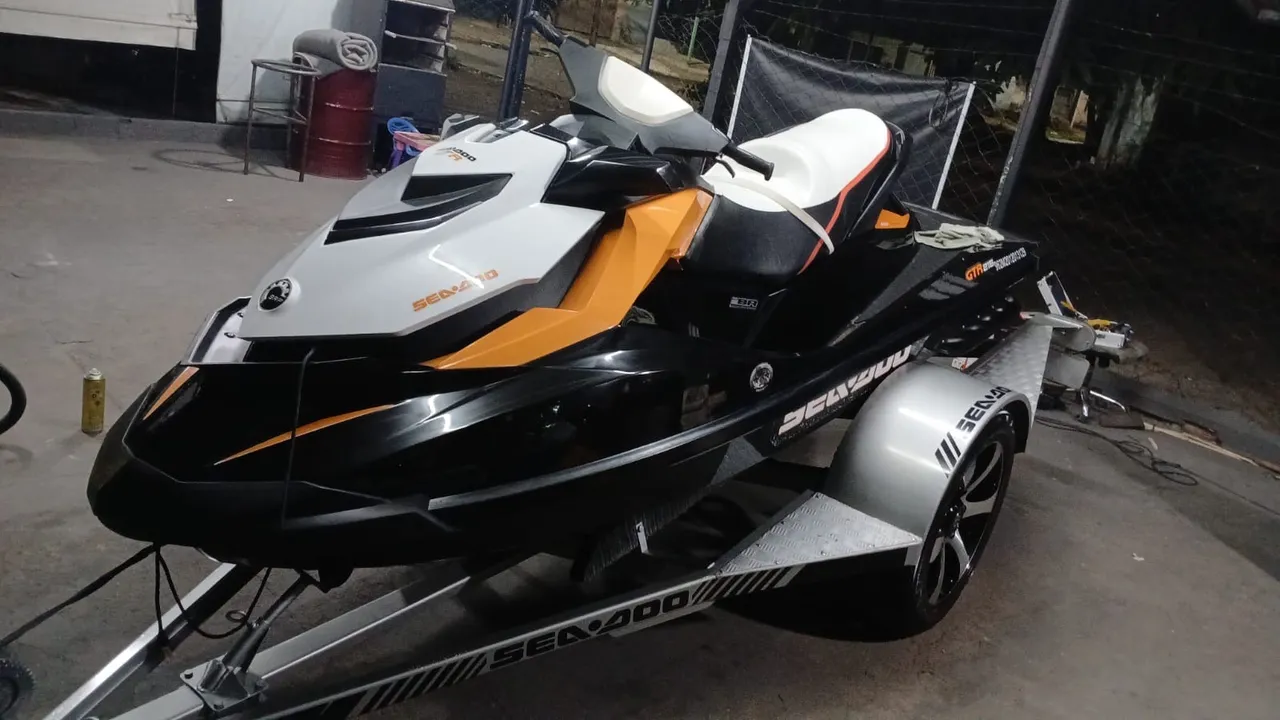 Jet ski 215 GTR 2012 excelente procedência