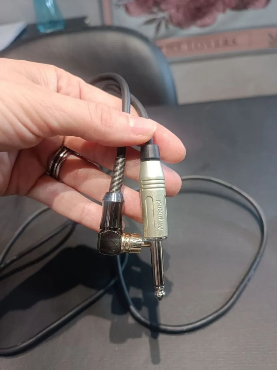 Cabo RCA angulado 90° Electric Ink - Foto 2