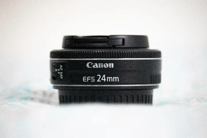 Canon 24mm STM 2.8