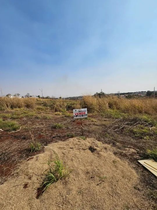 INVISTA EM TERRENO INTEIRO NO JARDIM RESIDENCIAL PARQUE AVENIDA DIVISA COM MARINGA