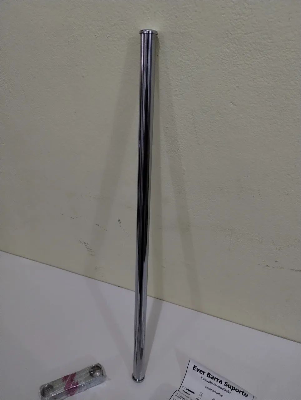 Barra suporte de metal cromado para toalha 45 cm - Foto 4