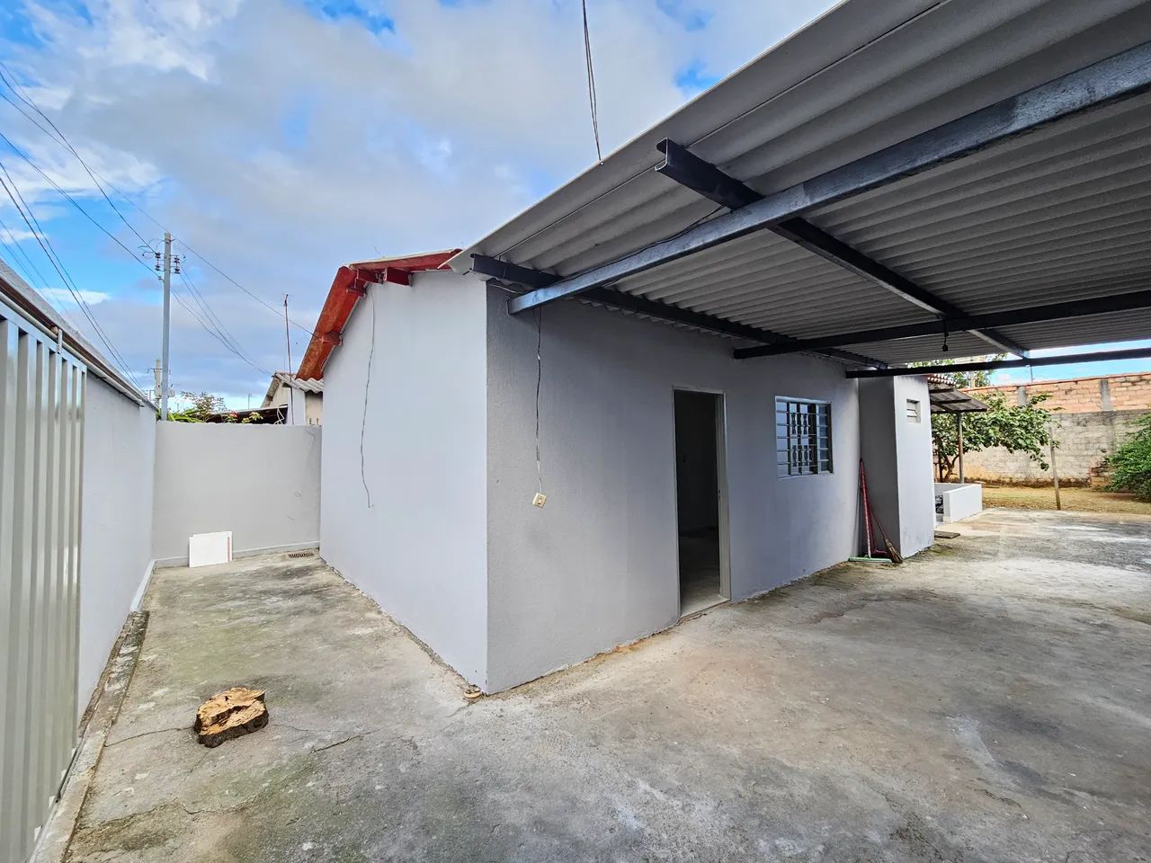 Imóvel para aluguel com 80 metros quadrados com 3 quartos.