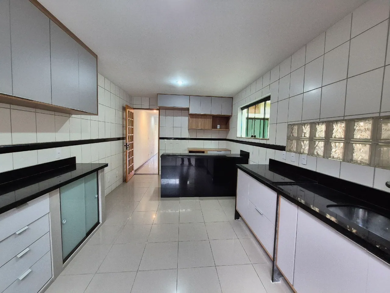 Casa dúplex três quartos sendo uma suíte mirante da lagoa Macaé RJ!