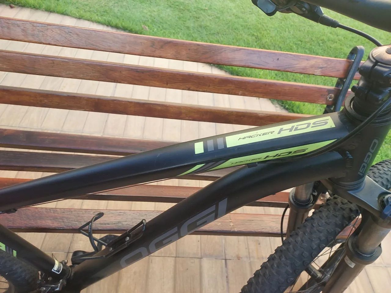 Bike OGGI BIG hacker HDS conservada toda shimano freios hidráulicos trava - Foto 5