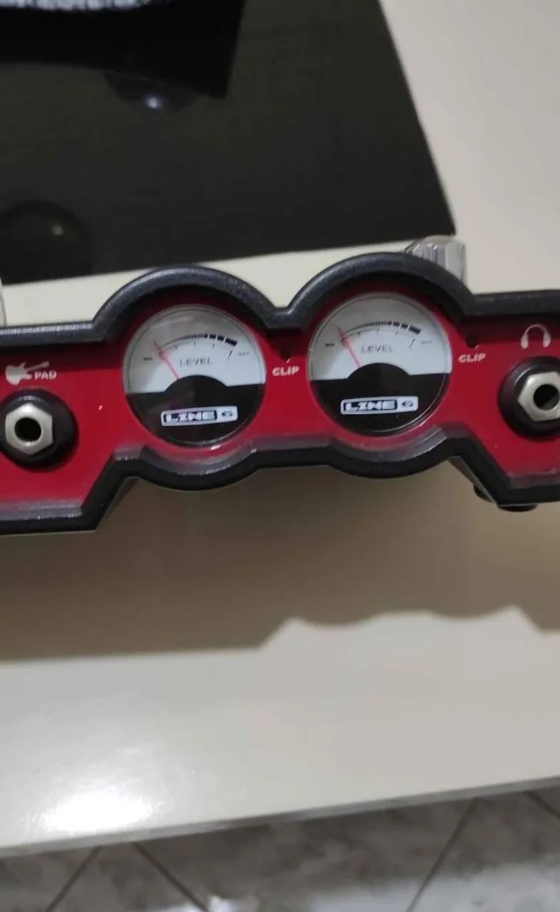 Interface Line 6 POD UX2 MUITO NOVA