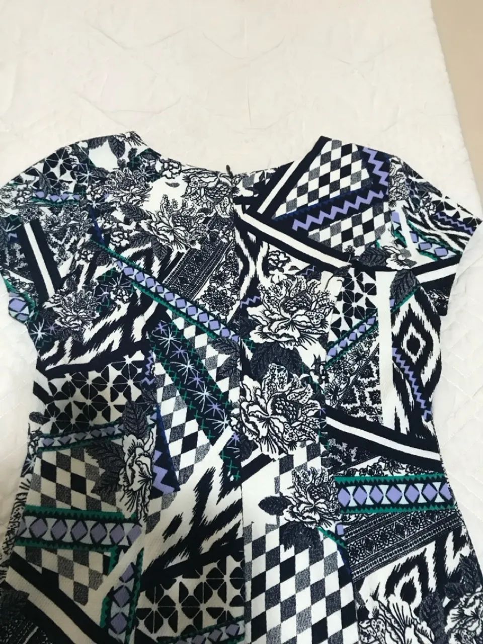 Vestido estampado geométrico - Foto 4