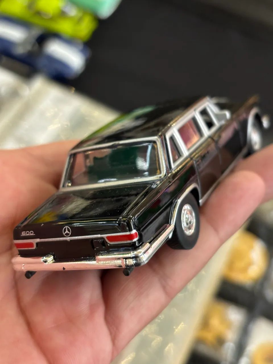 Miniatura carrinho - Clássica Mercedes-Benz 600 - Foto 4