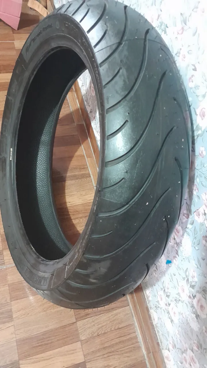 Pneu de Moto