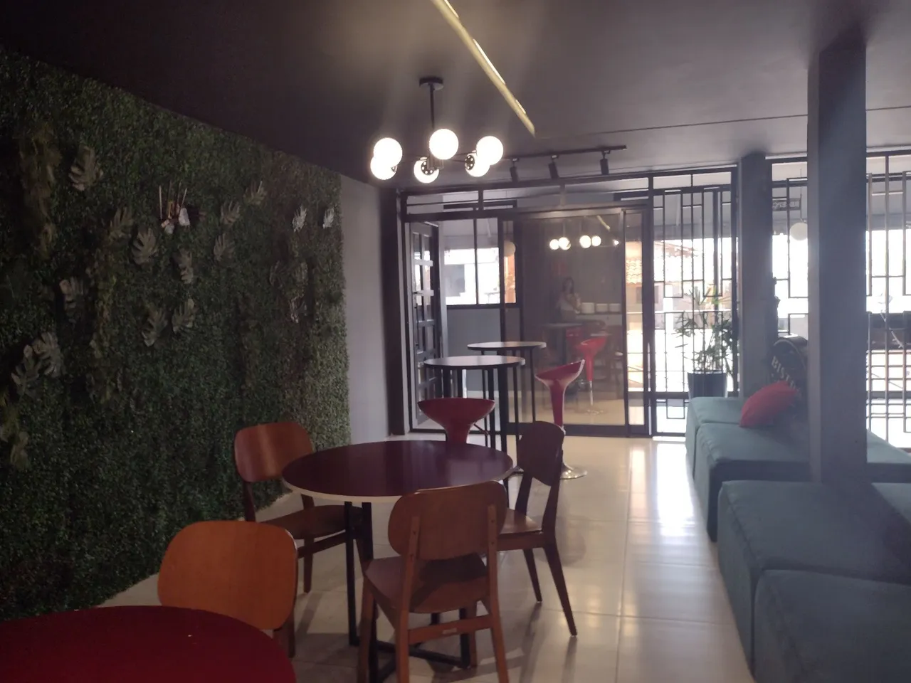 Restaurante de alto padrão totalmente equipado em Bananeiras. Aceita imóvel no pagamento