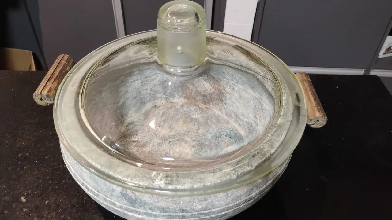 Panela de pedra 