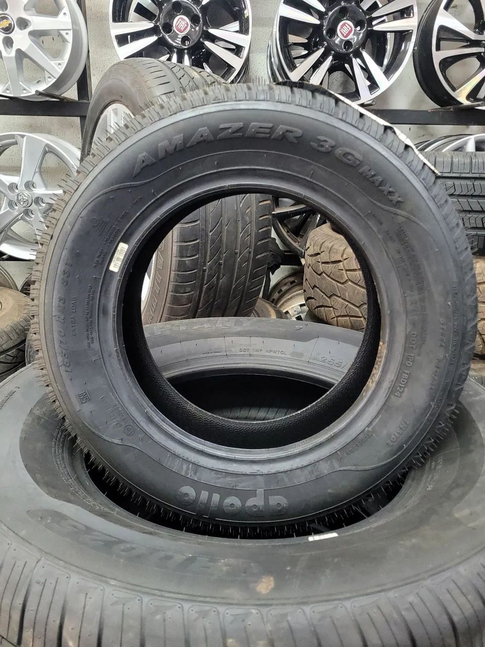 Pneu Apollo 165/70 aro 13