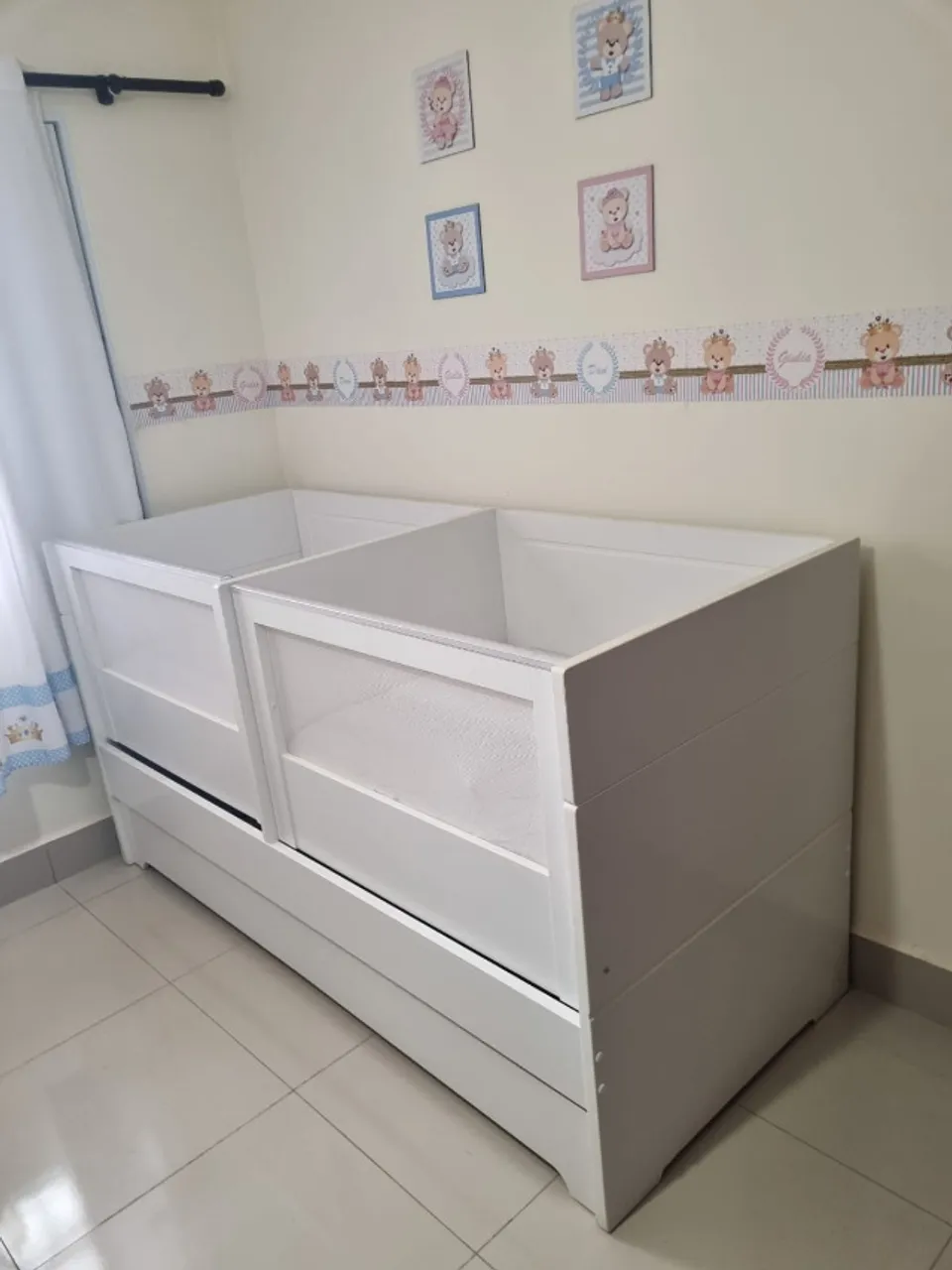 Berço para gêmeos com cama auxiliar NUNCA UTILIZADO
