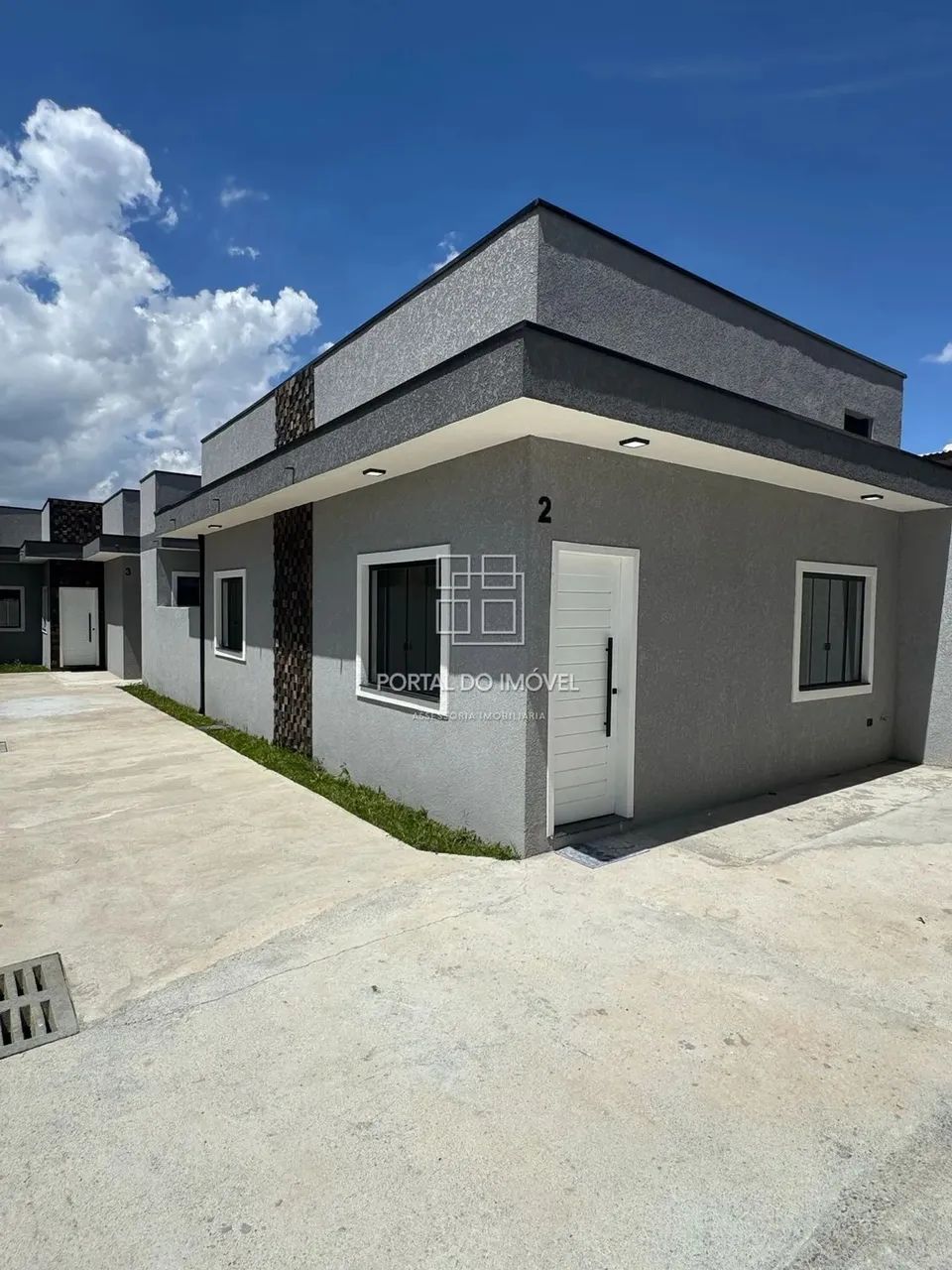 CASA com 3 dormitórios à venda com 145.5m² por R$ 630.000,00 no bairro Bairro Alto - CURIT - Foto 2