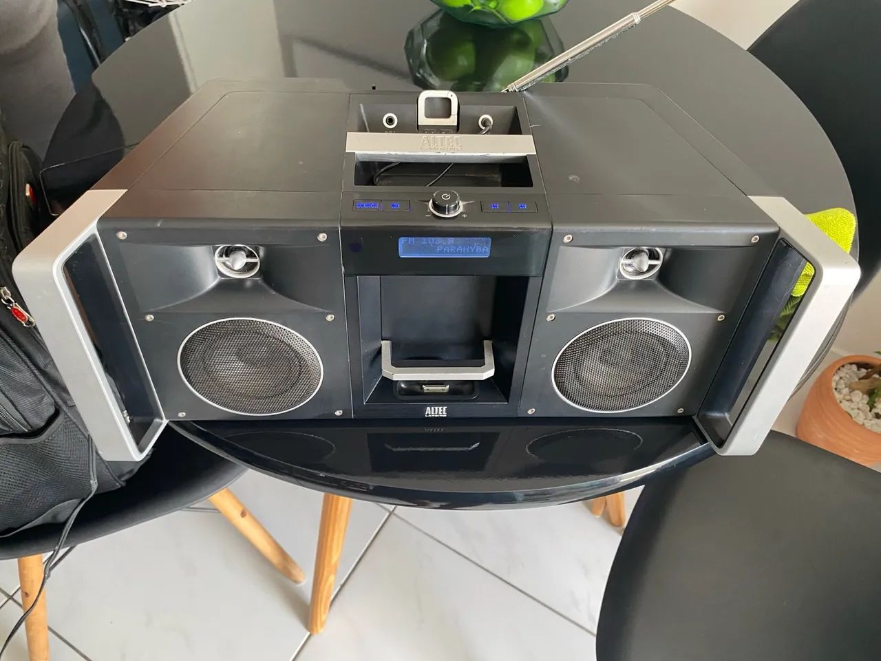SOM BOOMBOX Altec Lansing mix IMT800