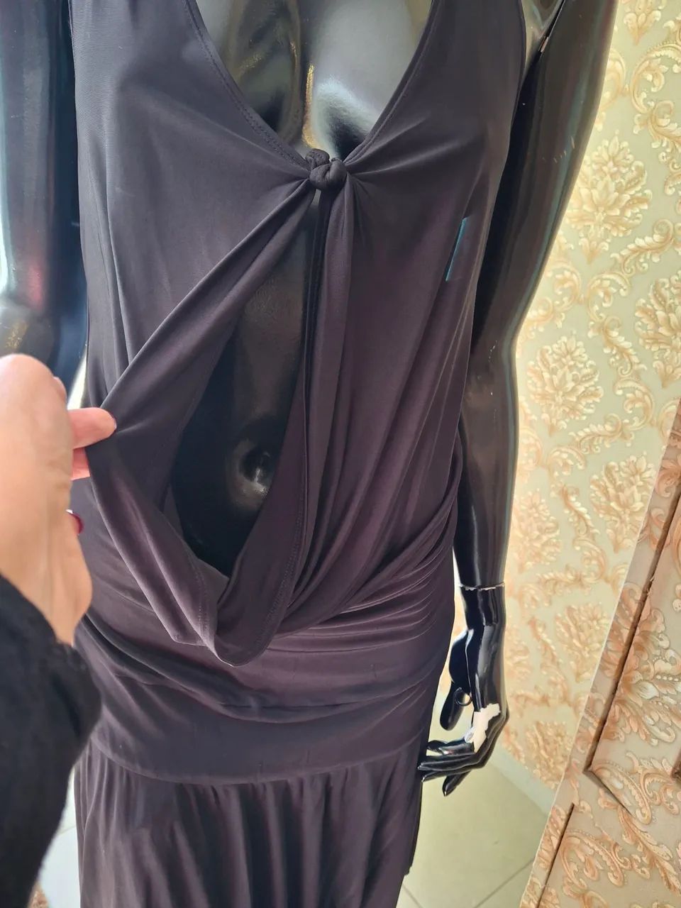 REISS Londres Vestido Preto Elegante e Sofisticado - Foto 3