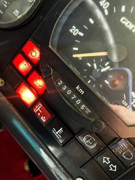 Ônibus top  raridade - Ar Condicionado, banheiro e frigobar - Foto 14