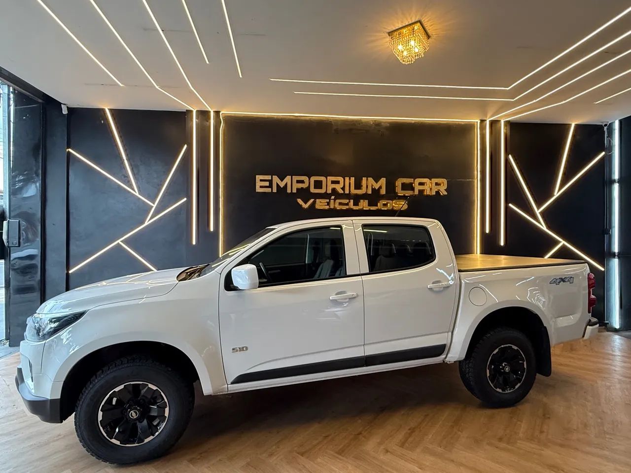 COM ENTRADA DE R$ 20 MIL REAIS!!!! CHEVROLET S10 ls 2.8 4x4 MANUAL ANO 2022 - Foto 2