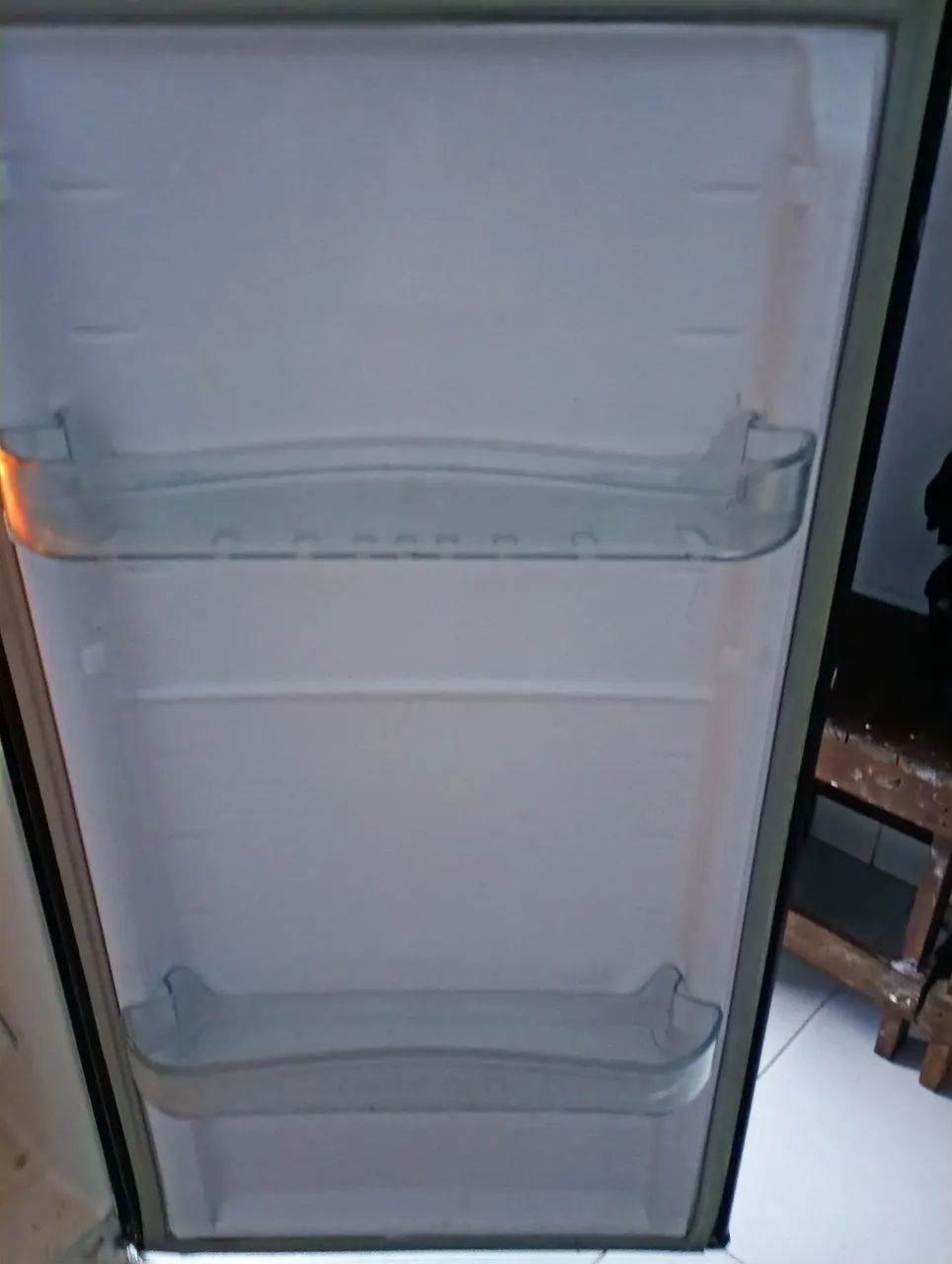 Geladeira em bom estado usada 
