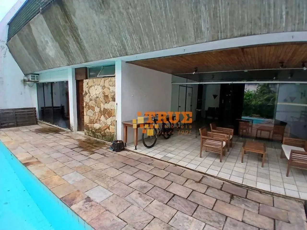 Grande casa comercial 628 m² área construídada