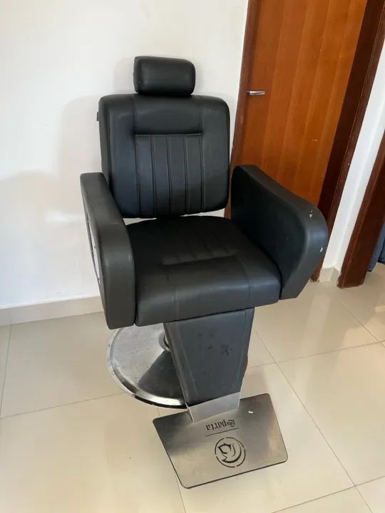 Cadeira de Barbeiro - Ótimo estado - Foto 4