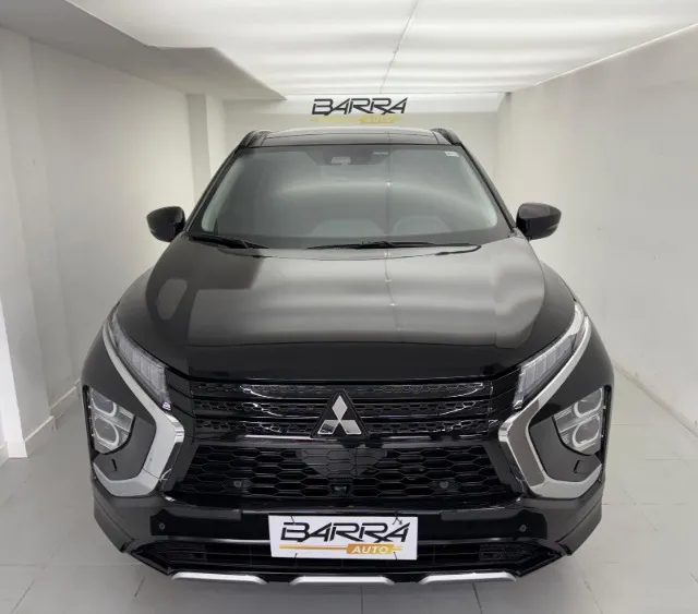 Mitsubishi Eclipse Cross 1.5 Turbo Hpe-s S-awc Sport Cvt Top de Linha 8.000km