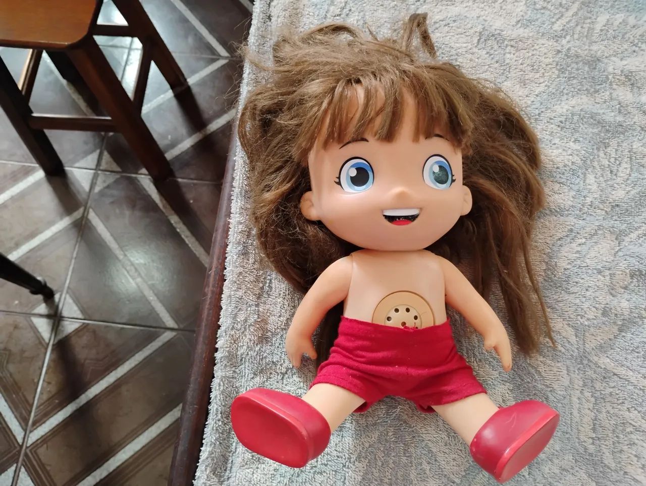 Boneca Gi Luccas Neto, fala 14 frases , excelente estado !!! - Foto 2