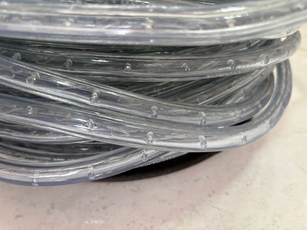 Vendo 39 metros de mangueira de led na cor verde 