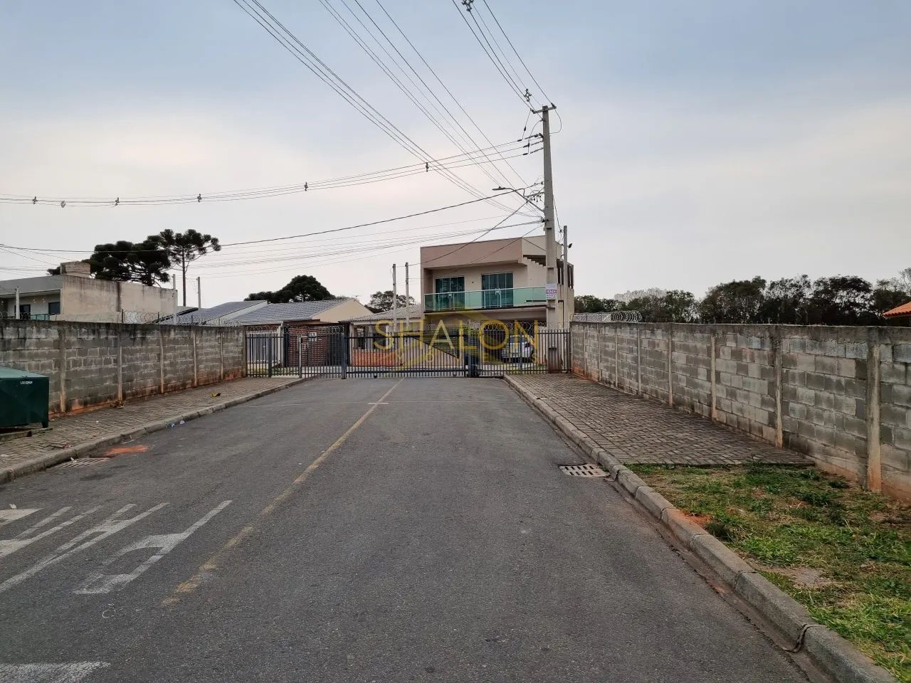 Excelente Terreno em Condomínio Residencial no Bairro Rincão em Colombo.