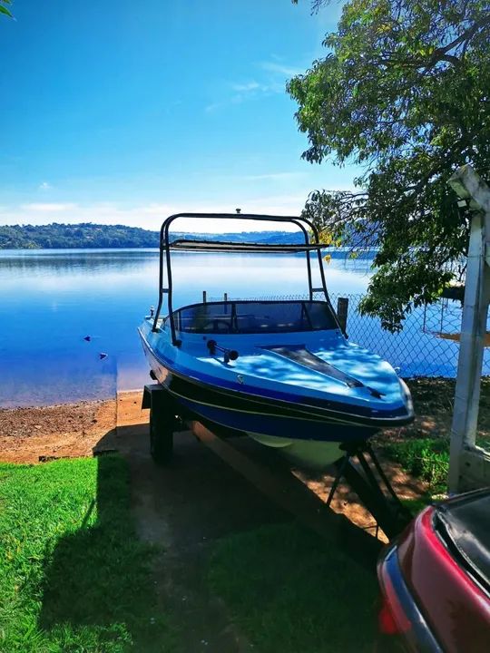 Lancha Nautitec 17 pés 