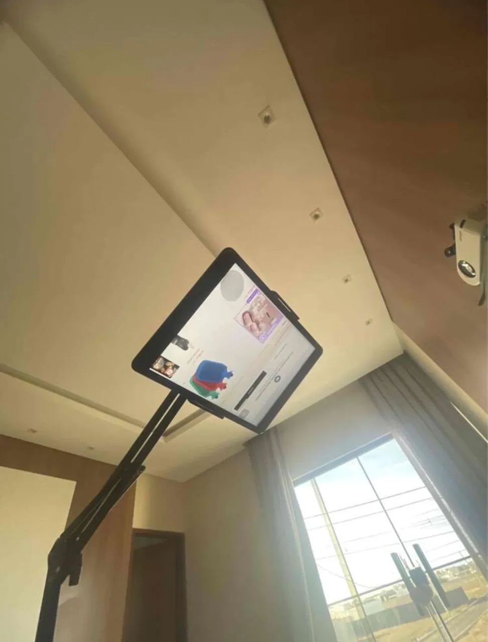 Suporte Para tablet mesa ou cama  - Foto 3