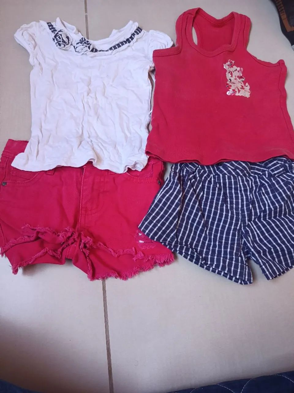 Lote roupas novas e semi novas mais de 100 peças e tem Jean novas - Foto 3