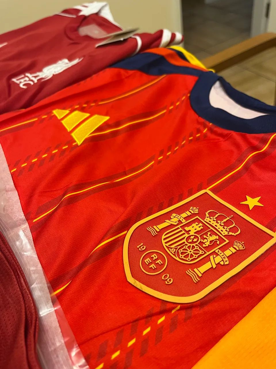 Camisa Espanha Modelo Torcedor  - Foto 3
