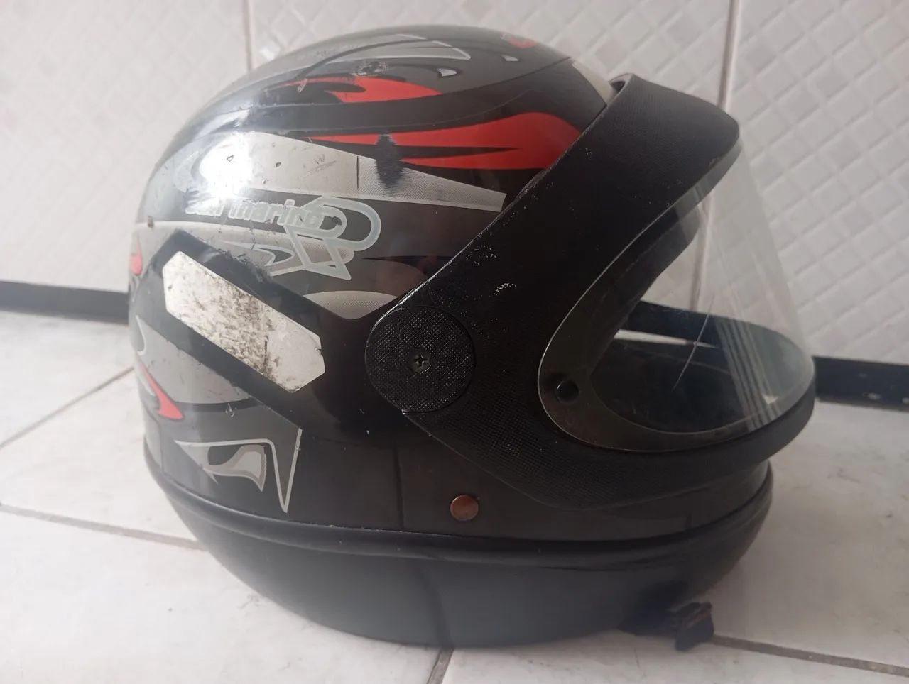 Capacete usado 