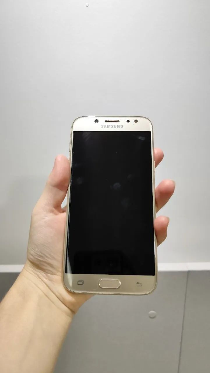 Samsung J5 Pro 32GB dourado, ótimo estado de conservação - Foto 2