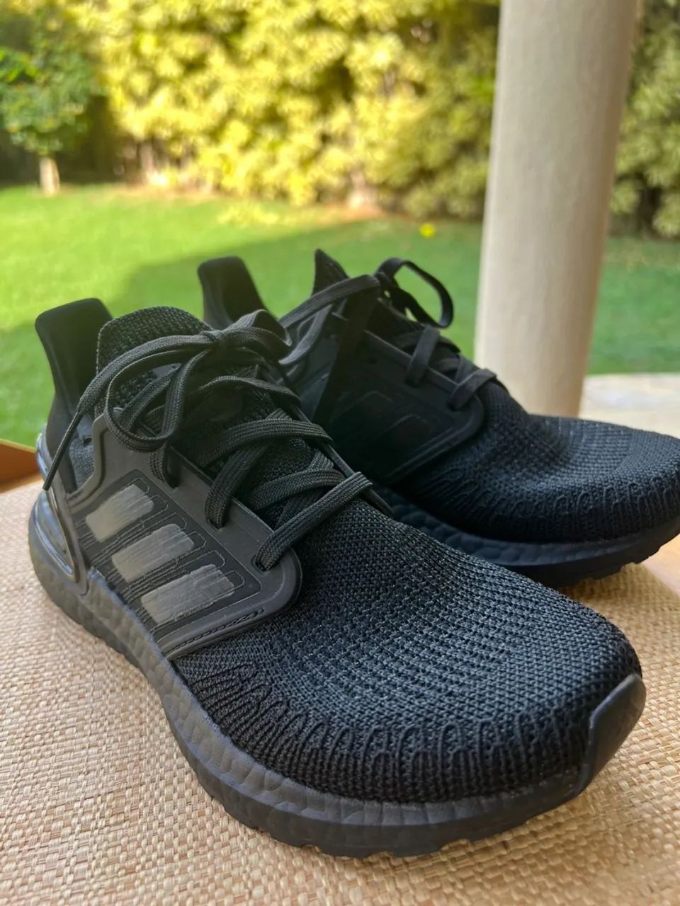 Tênis feminino Adidas Ultraboost Novo
