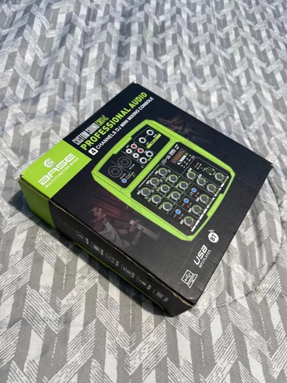 Mesa de Som e Interface 4 canais USB Bluetooth CMX4C - Foto 4