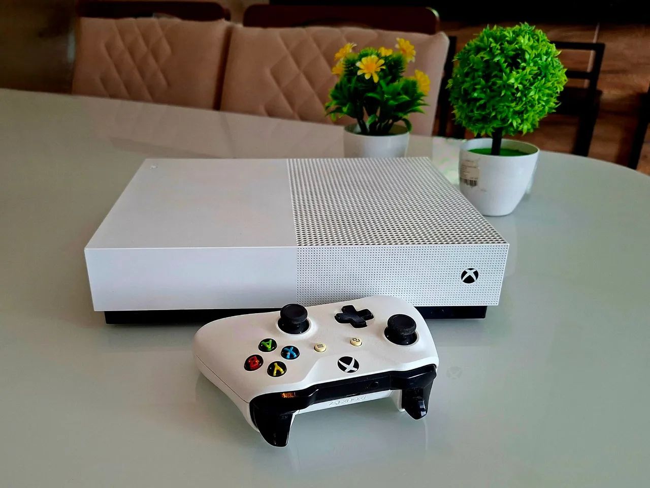 Xbox One S