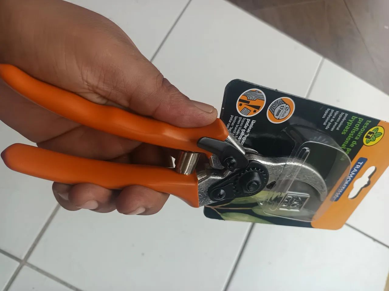 4 Alicates poda tramontina com travas - Foto 4