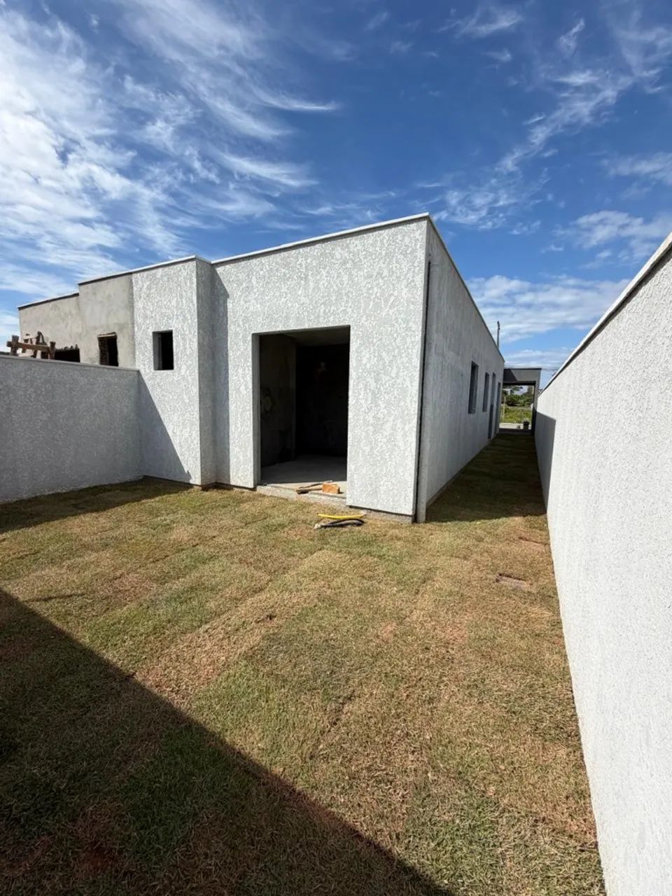 Casa em construção com 3 dormitórios + amplo quintal no Bairro do Rio Vermelho! - Foto 4