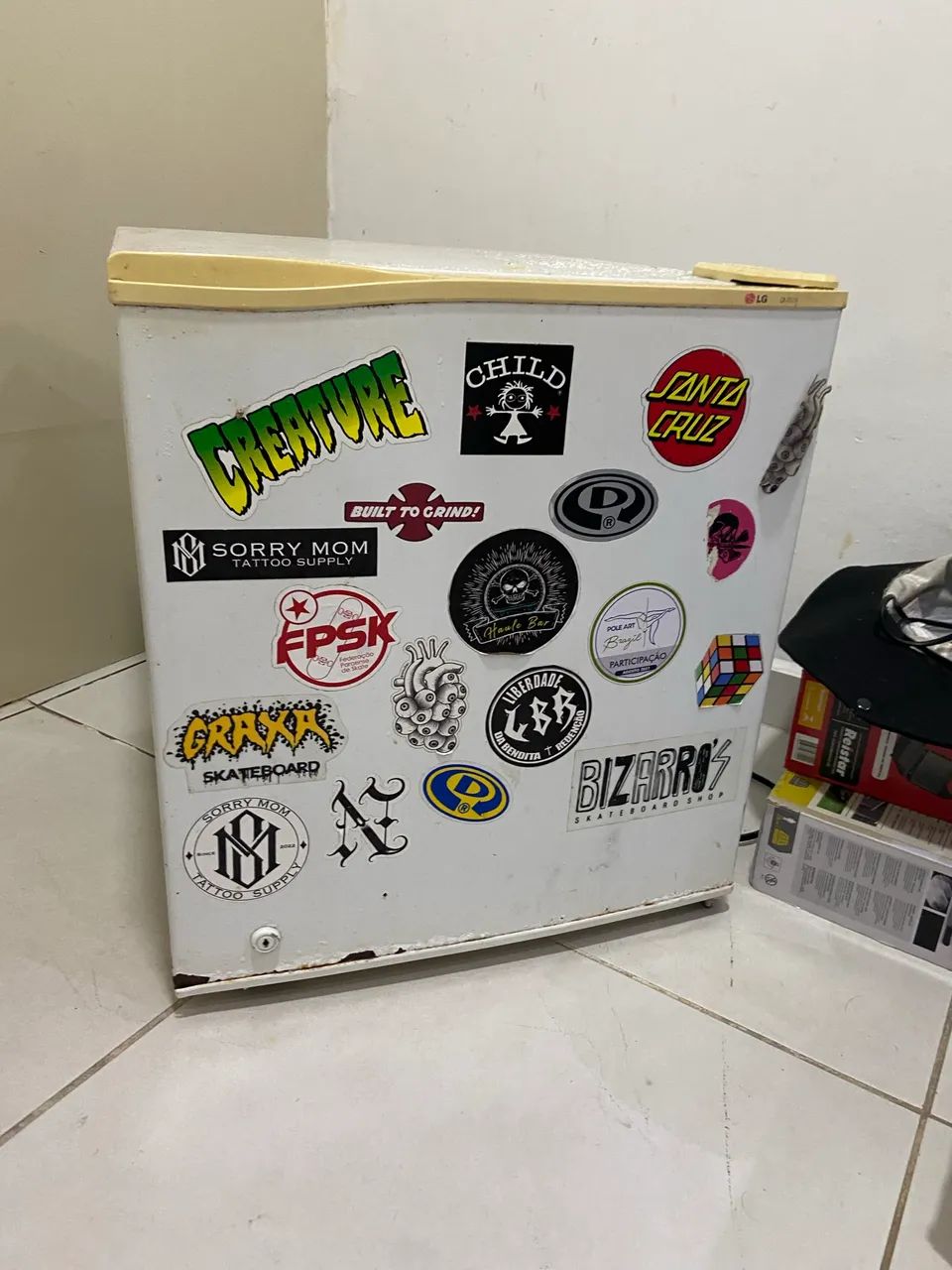 Vendo frigobar para concerto 200 reais  - Foto 3