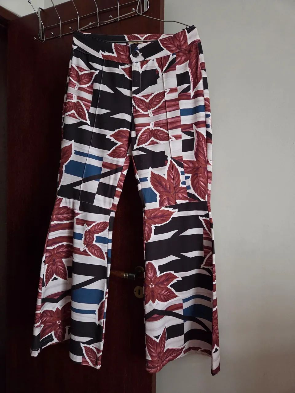 Calça pantalona