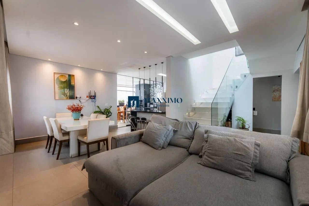 CASA SOFISTICADA, FUNCIONAL E COMPLETA NA QE 54 DO GUARÁ II