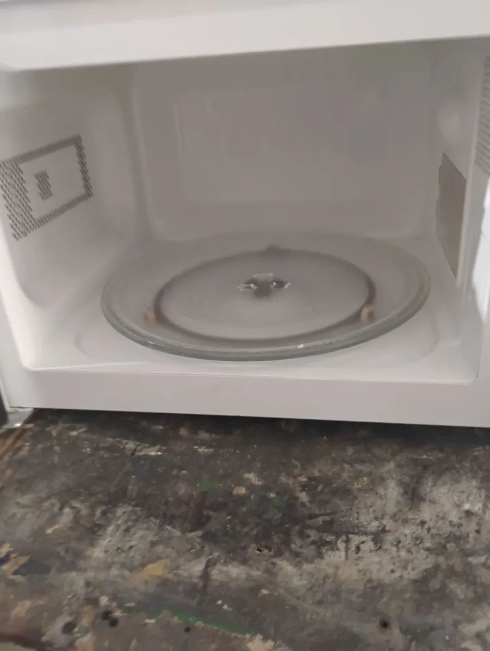 Microondas Midea 20 litros  - Foto 4