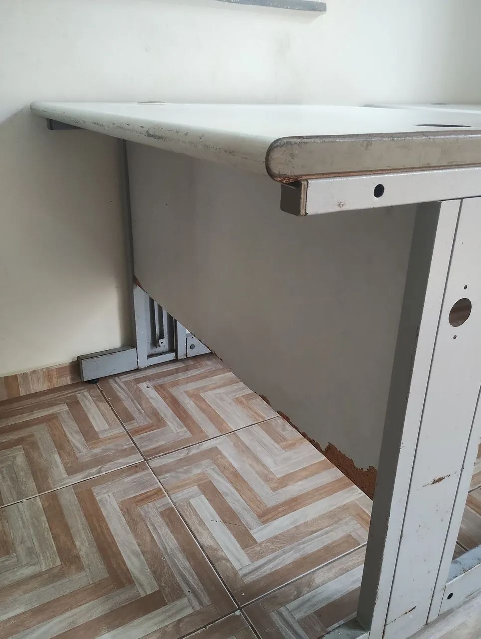 Office Desk